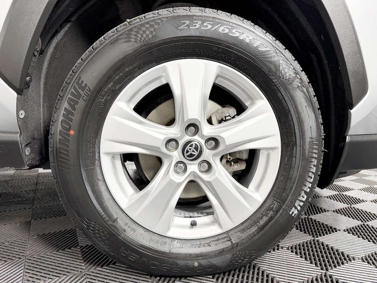 Toyota RAV4 photo 30