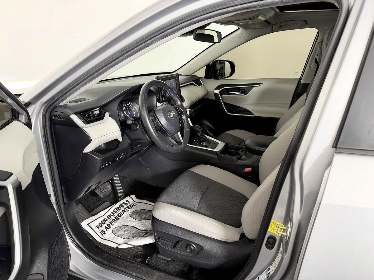 Toyota RAV4 photo 35