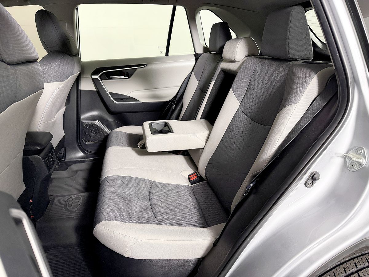 Toyota RAV4 photo 42