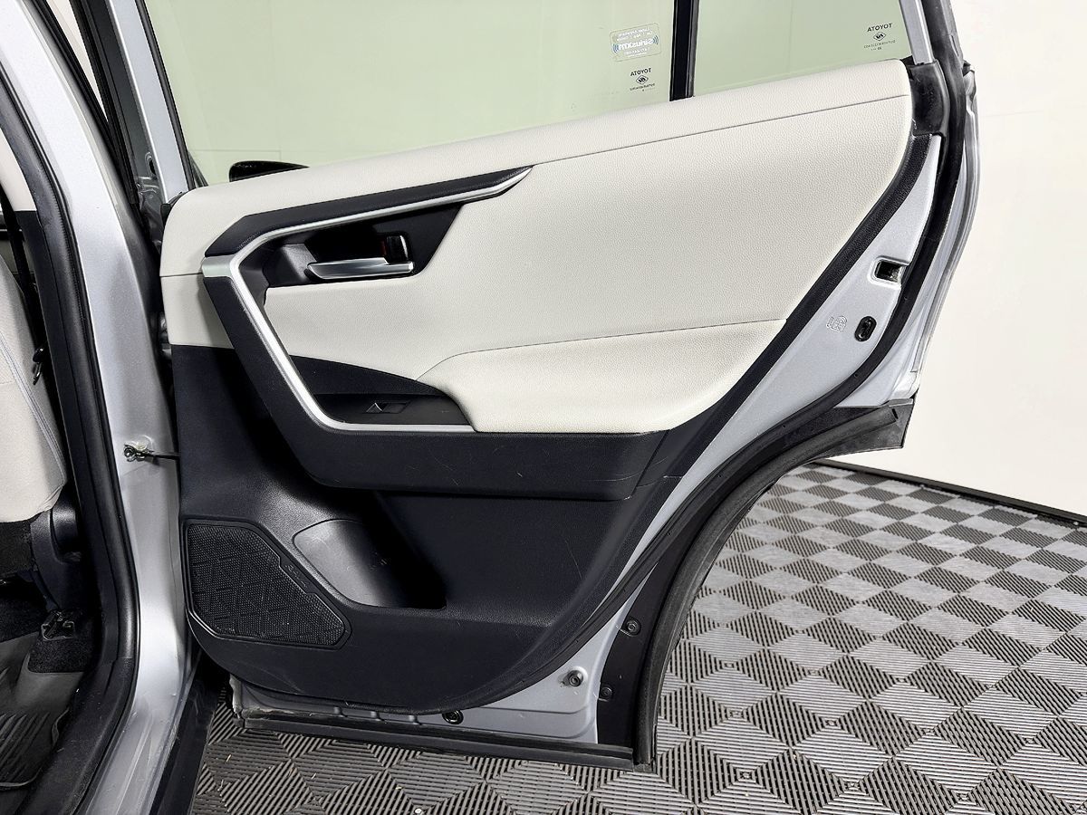 Toyota RAV4 photo 44