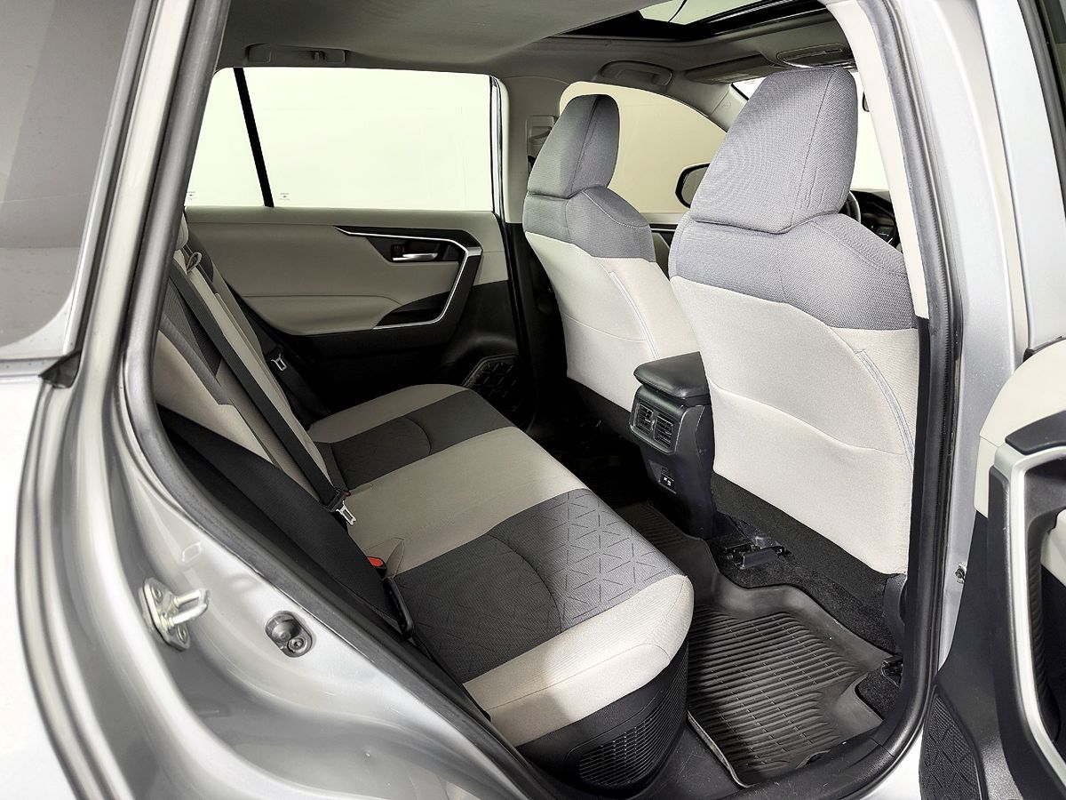 Toyota RAV4 photo 46