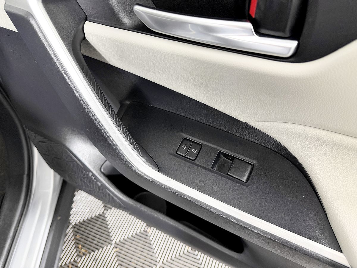 Toyota RAV4 photo 49
