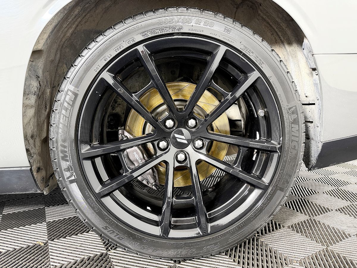 Dodge Challenger photo 47