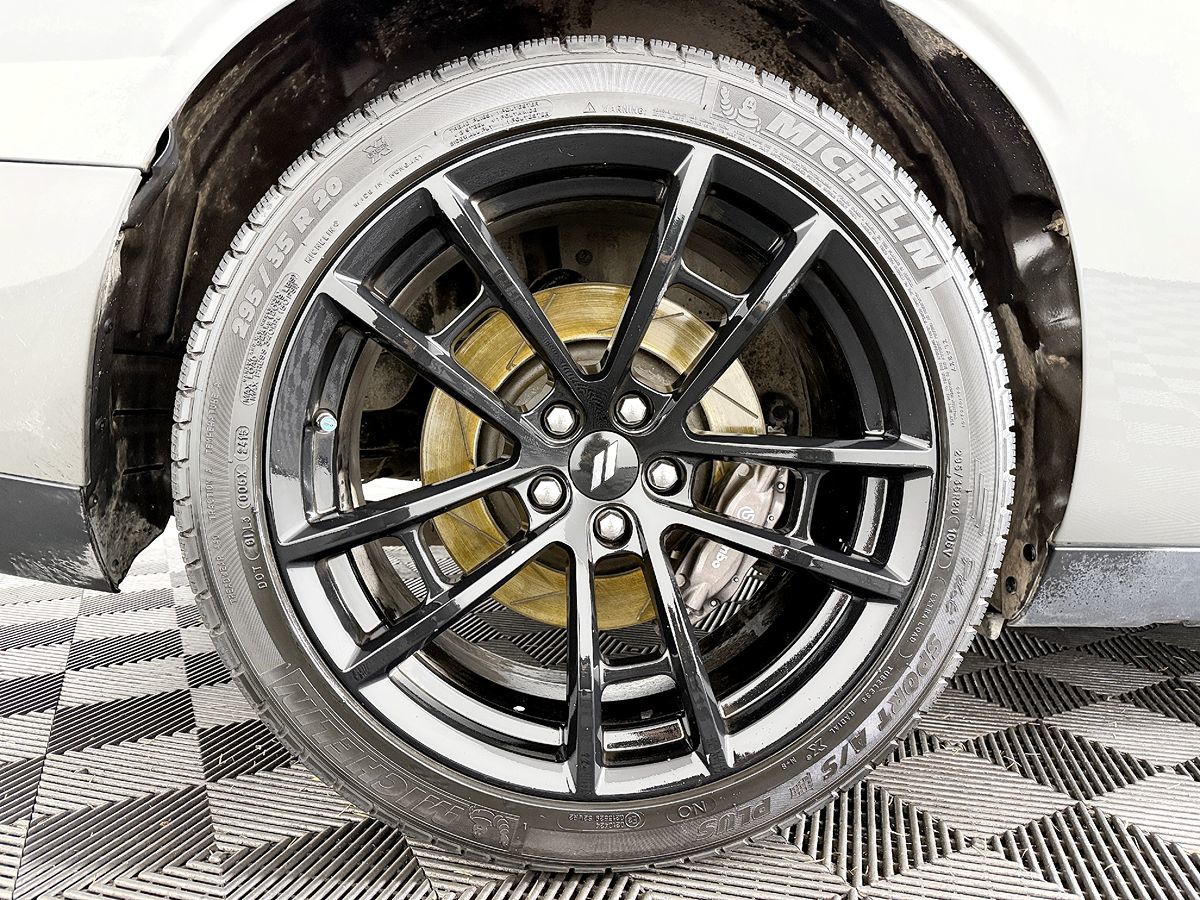 Dodge Challenger photo 49