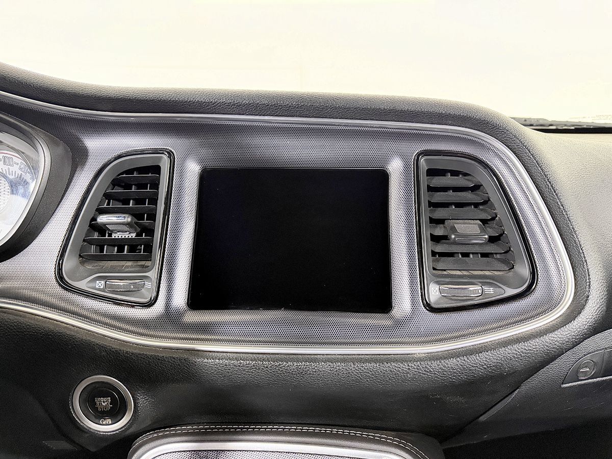 Dodge Challenger photo 43