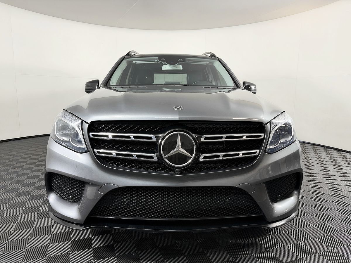 Mercedes-Benz GLS photo 4