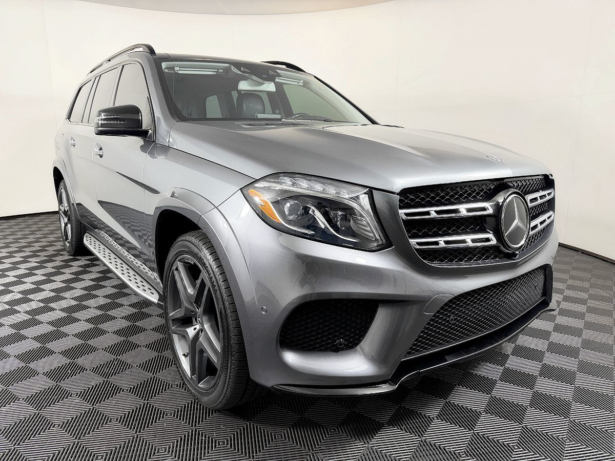 Mercedes-Benz GLS photo 5