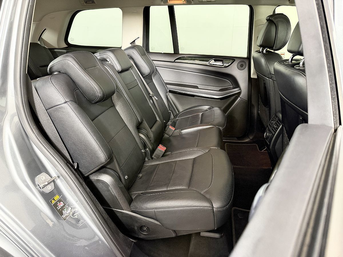 Mercedes-Benz GLS photo 49