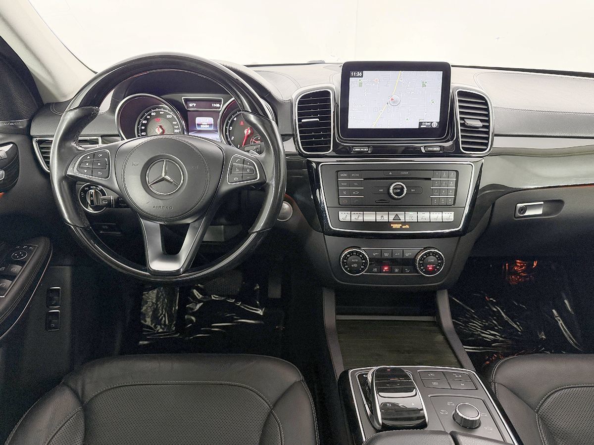 Mercedes-Benz GLS photo 59