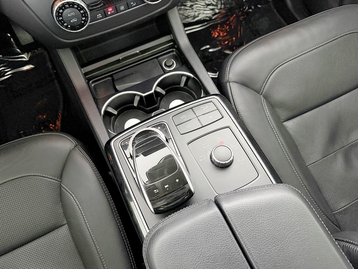 Mercedes-Benz GLS photo 67