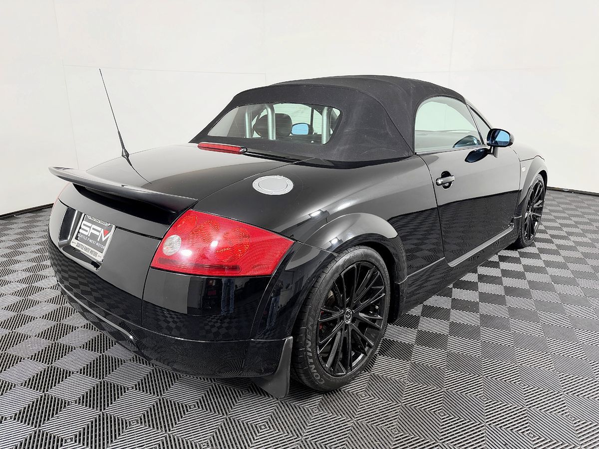 Audi TT photo 8