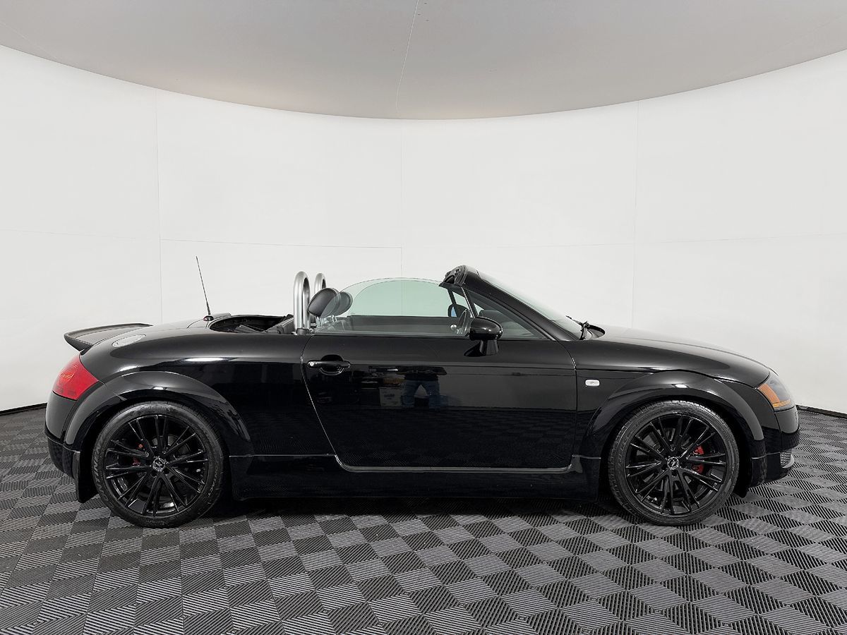 Audi TT photo 28