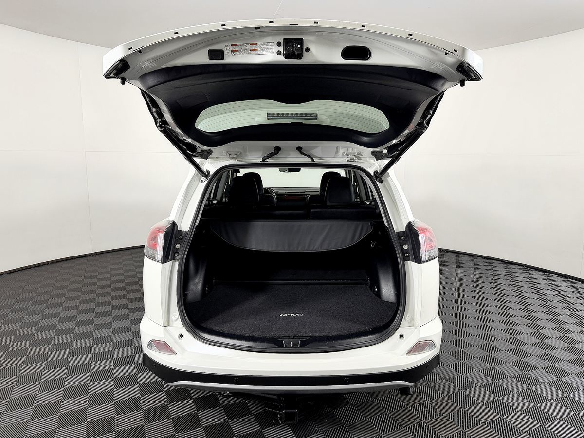 Toyota RAV4 photo 14