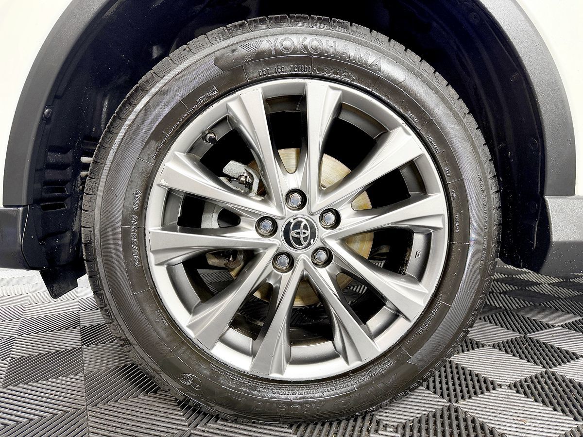 Toyota RAV4 photo 24