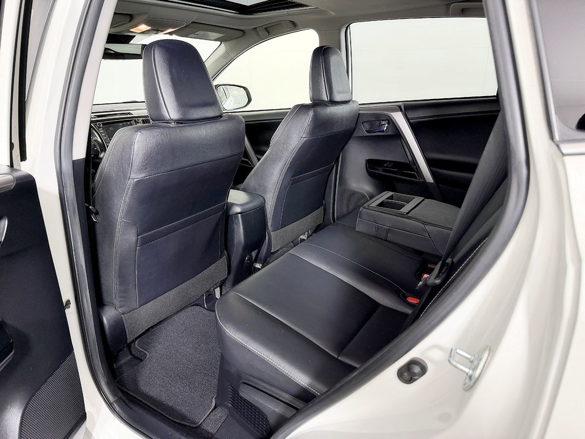 Toyota RAV4 photo 39