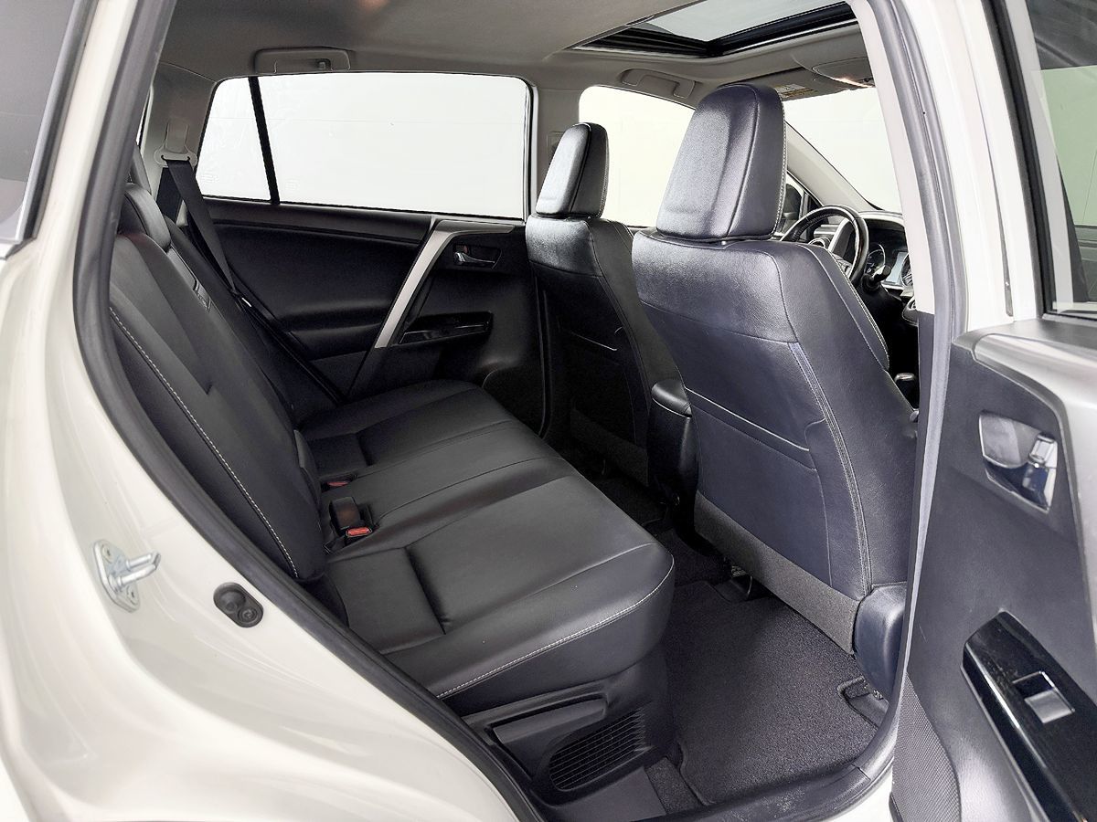 Toyota RAV4 photo 44
