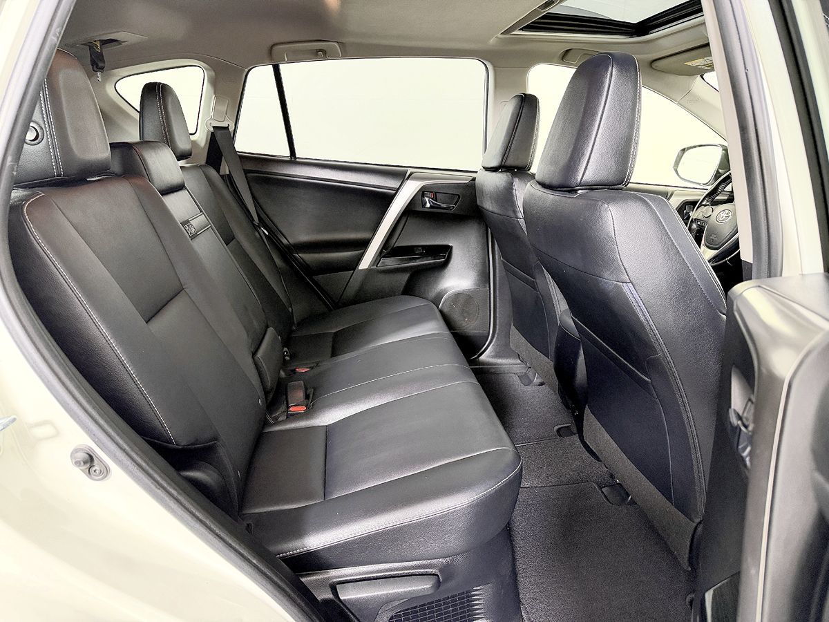 Toyota RAV4 photo 45