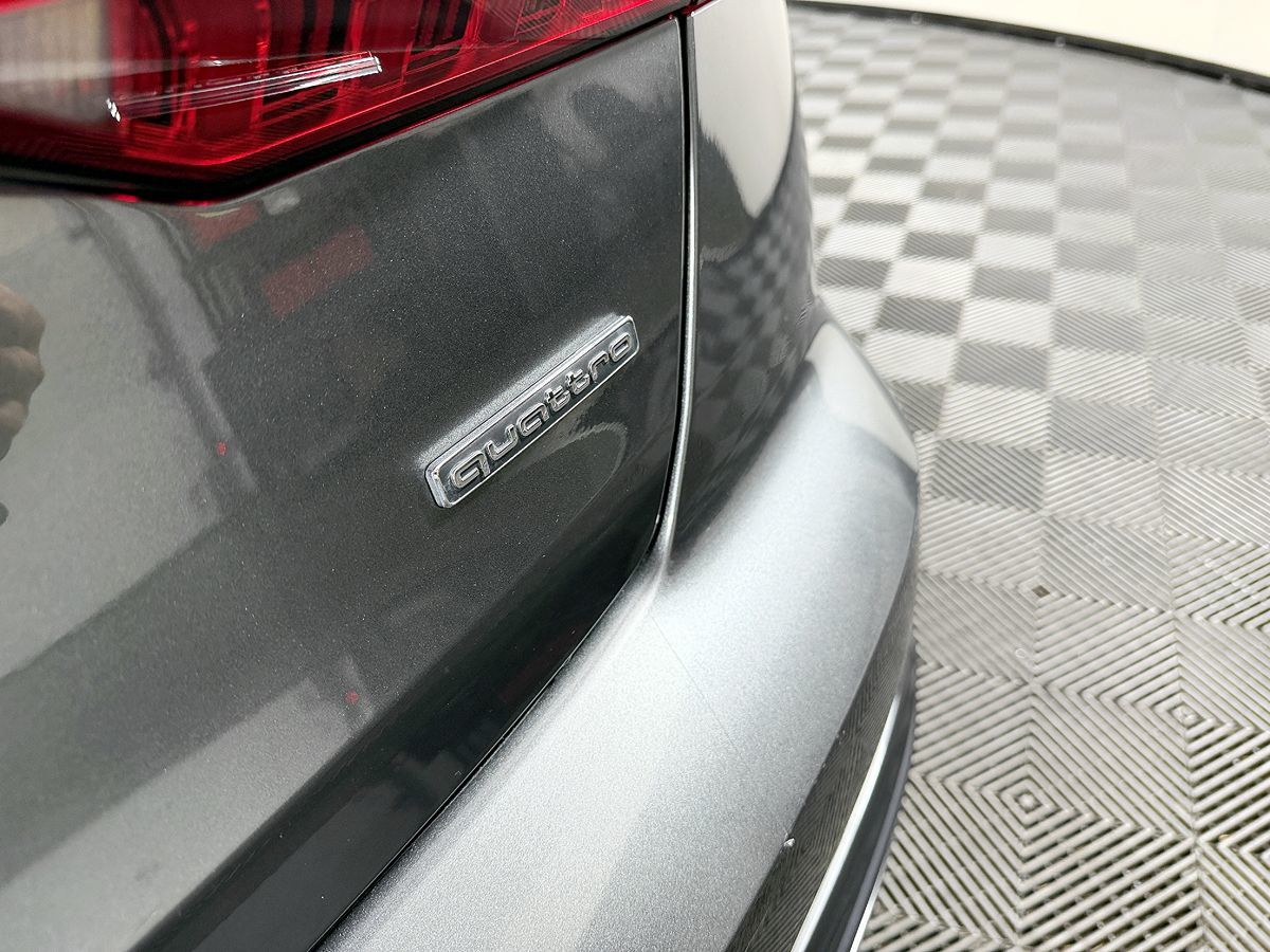 Audi A6 photo 11