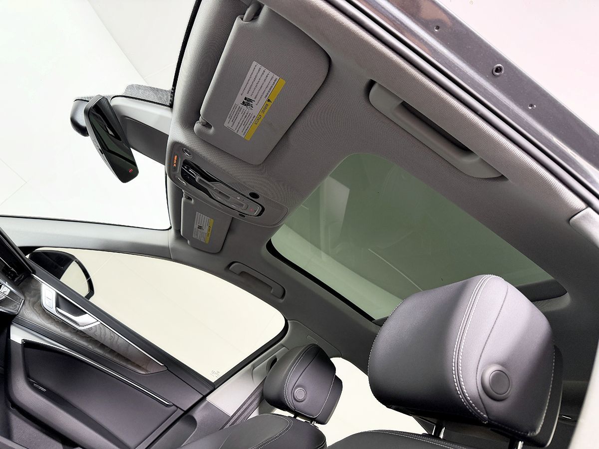 Audi A6 photo 28