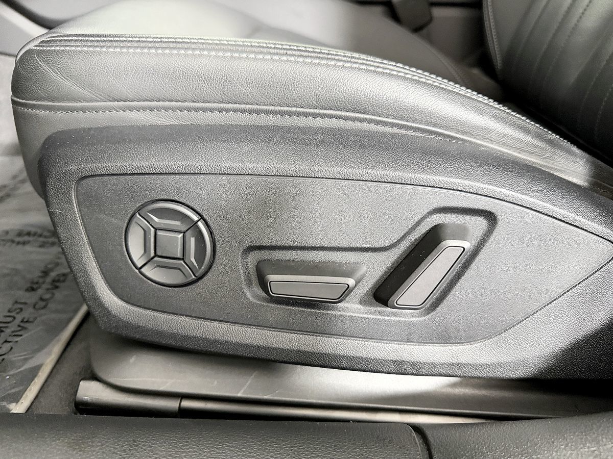 Audi A6 photo 36