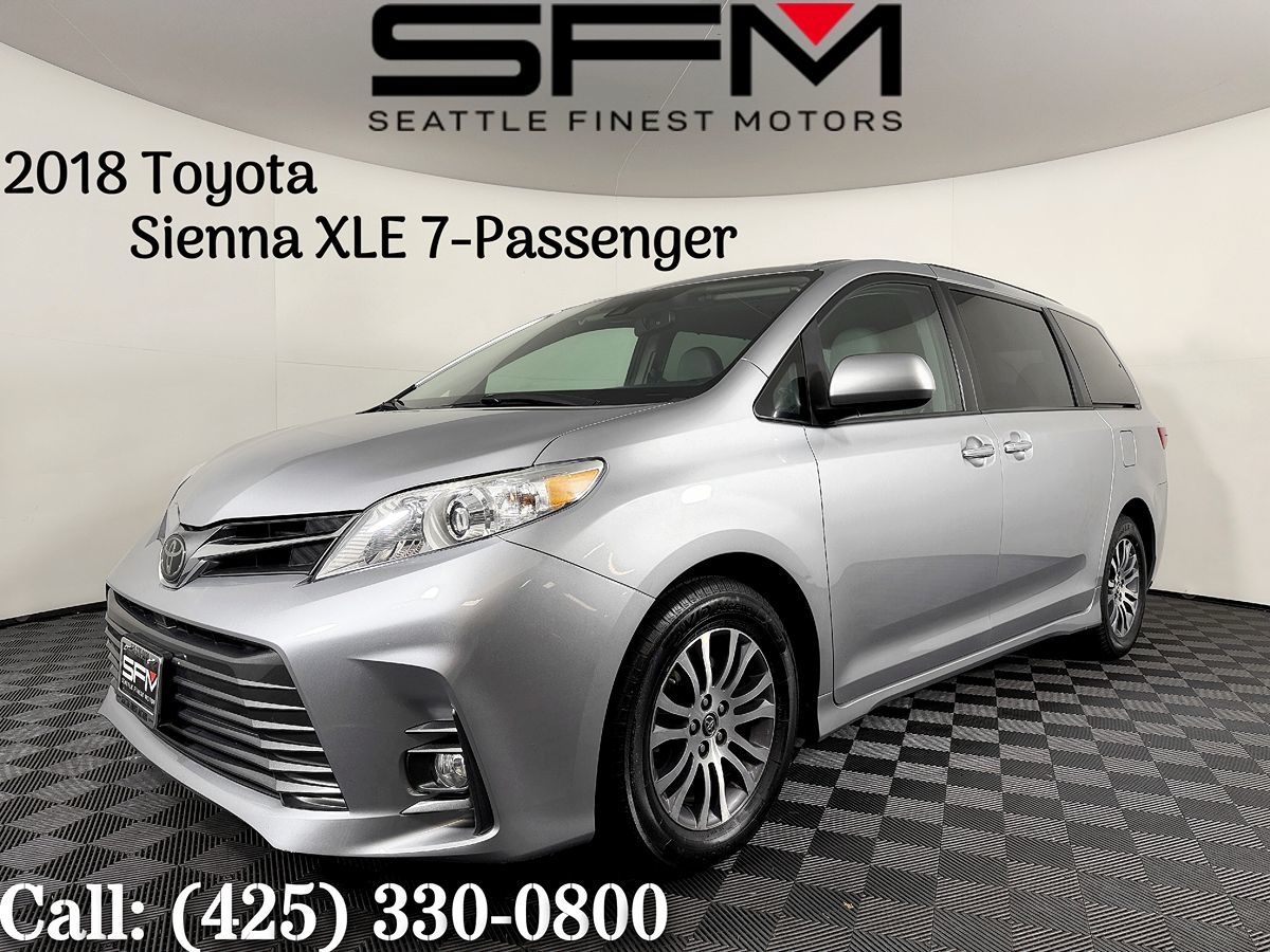 2018 Toyota Sienna XLE Auto Access Seat