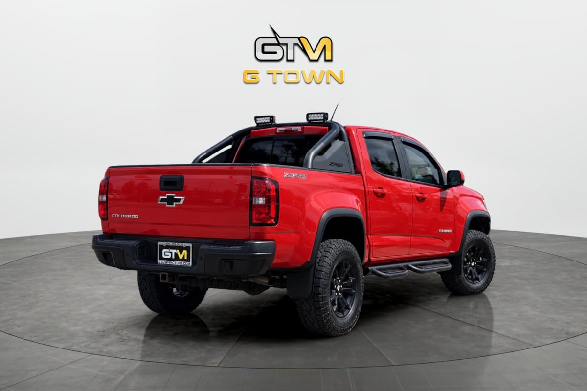 Photo 5 of this Chevrolet Colorado
