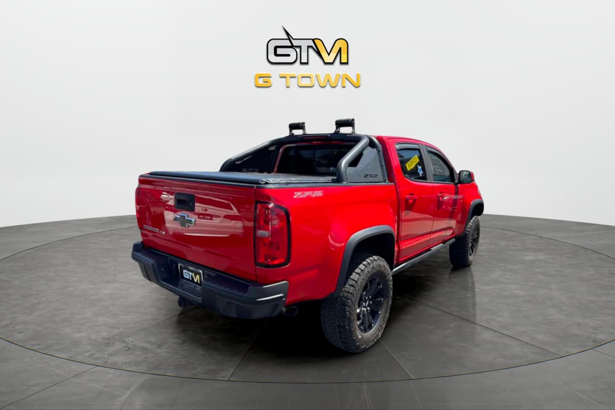 Photo 6 of this Chevrolet Colorado