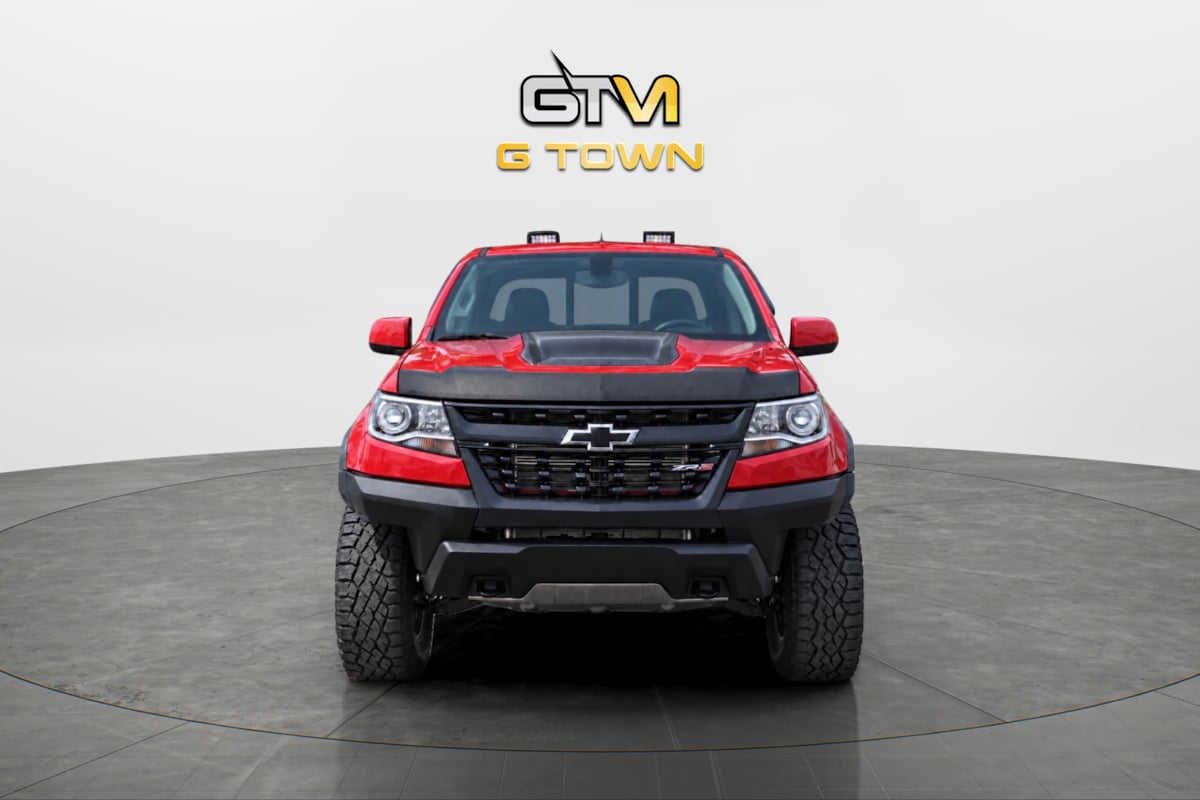 Photo 9 of this Chevrolet Colorado
