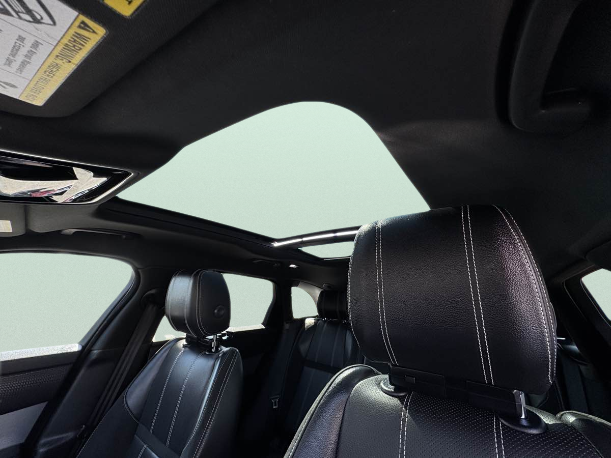2018 Land Rover Range Rover Velar SE - Photo 12