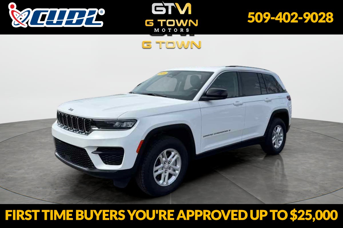 2024 Jeep Grand Cherokee Laredo 4x4's photo