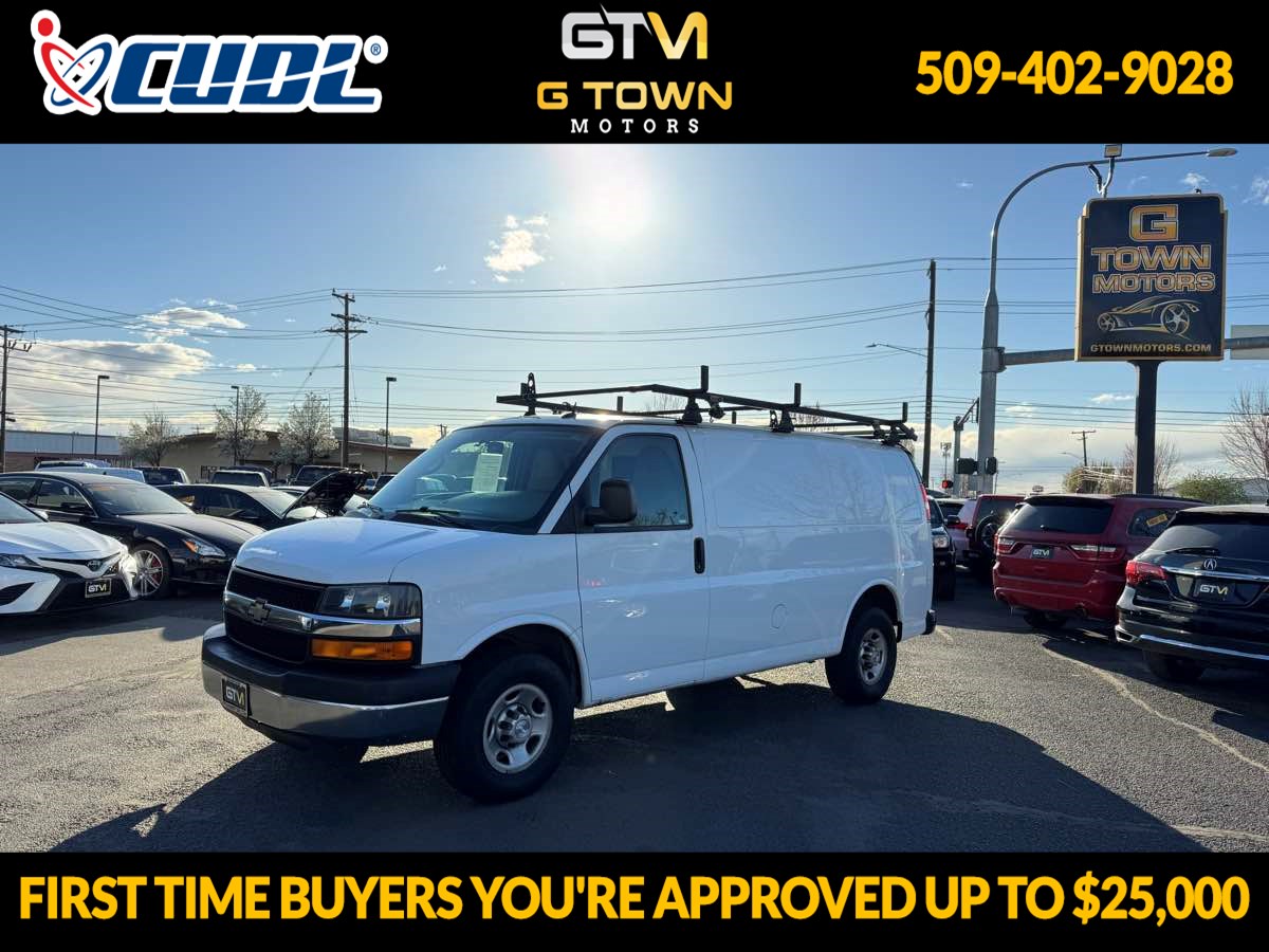 2015 Chevrolet Express 3500 Work Van HD's photo