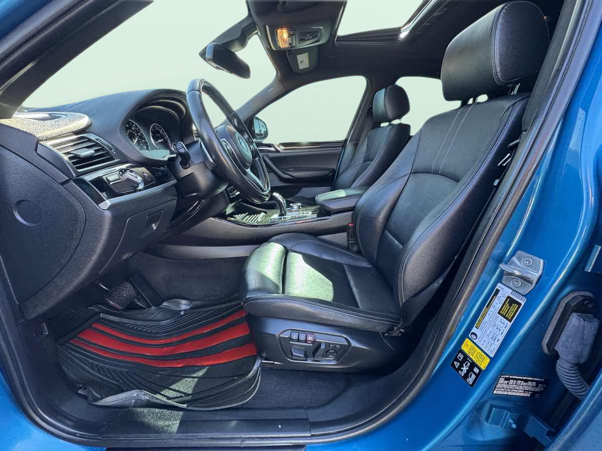Photo 10 of this BMW X4