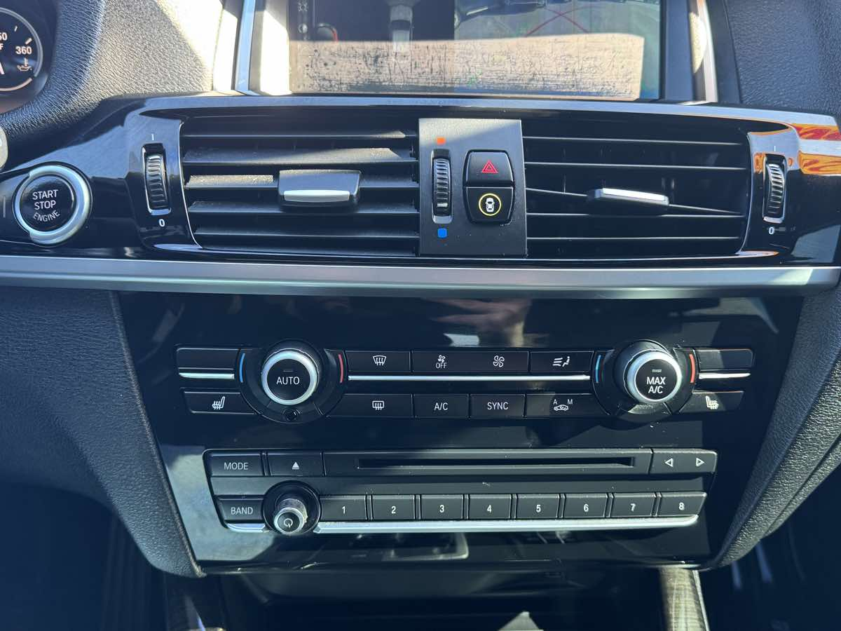 Photo 26 of this BMW X4