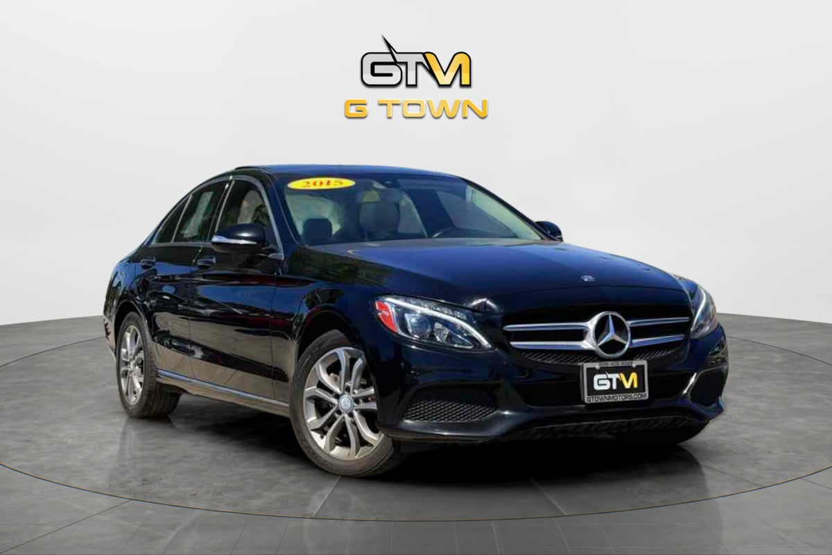 Photo 10 of this Mercedes-Benz C 300