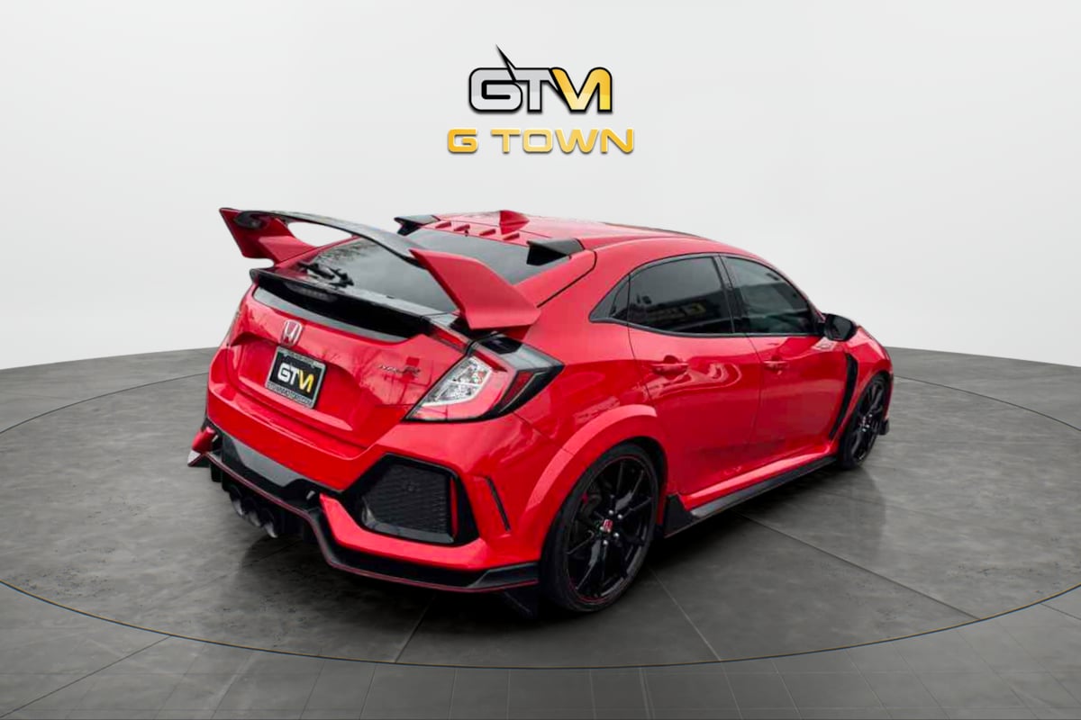 View vehicle photo 6