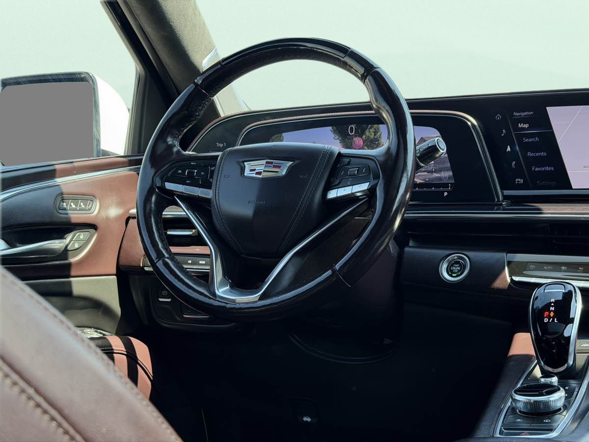 Photo 17 of this Cadillac Escalade