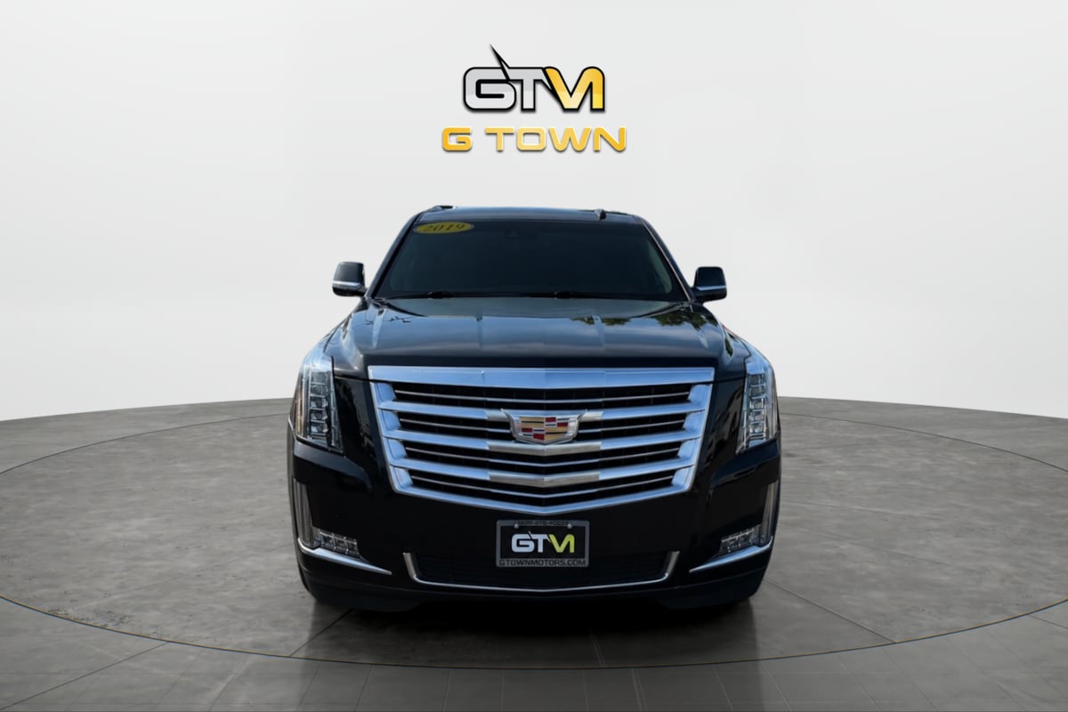 Photo 8 of this Cadillac Escalade
