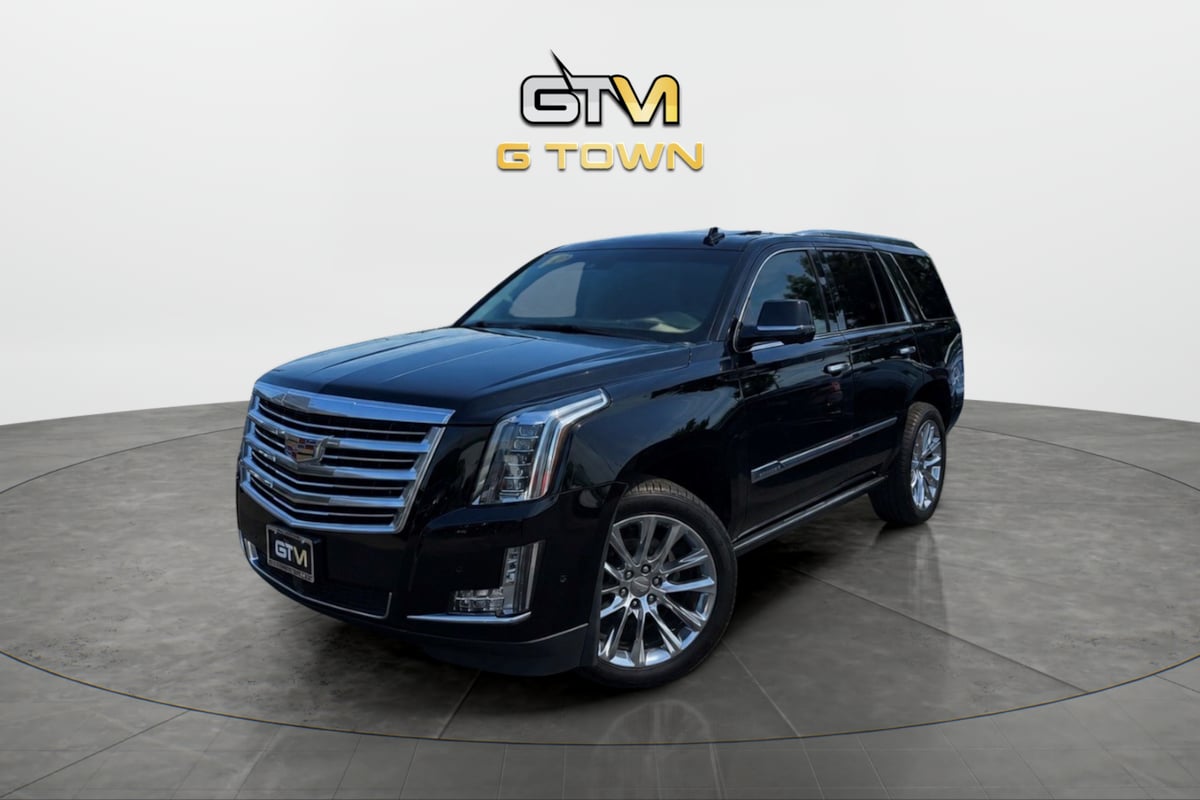 Photo 9 of this Cadillac Escalade