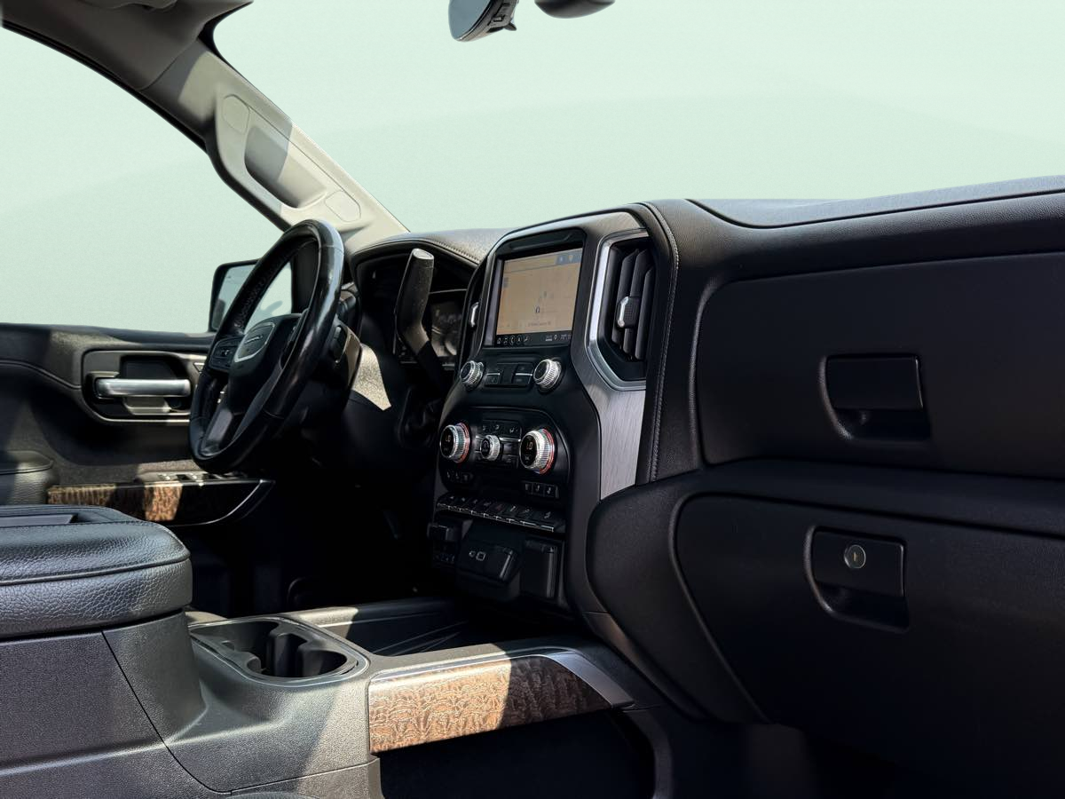 Photo 17 of this GMC Sierra 1500