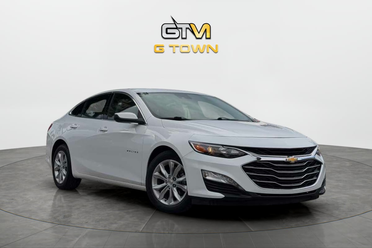 Photo 4 of this Chevrolet Malibu