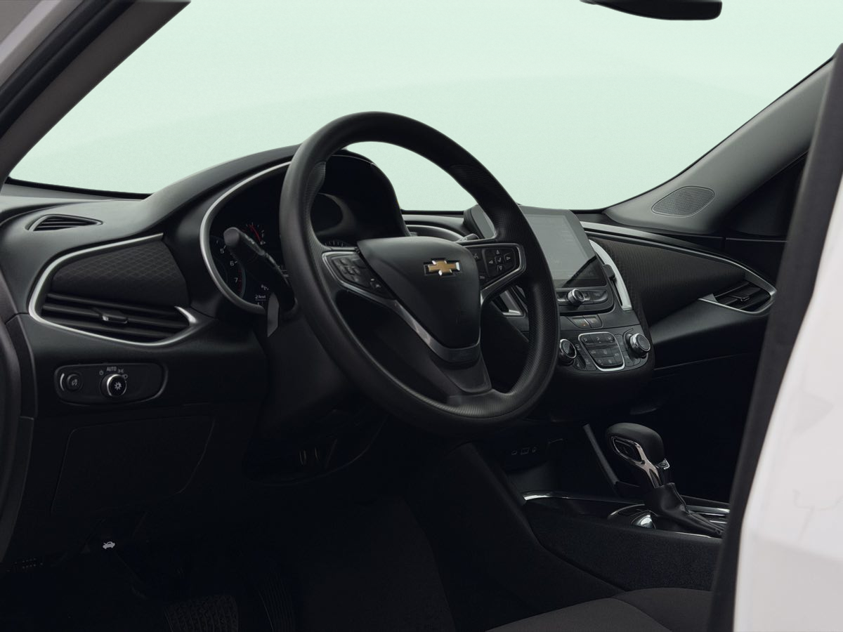 Photo 7 of this Chevrolet Malibu