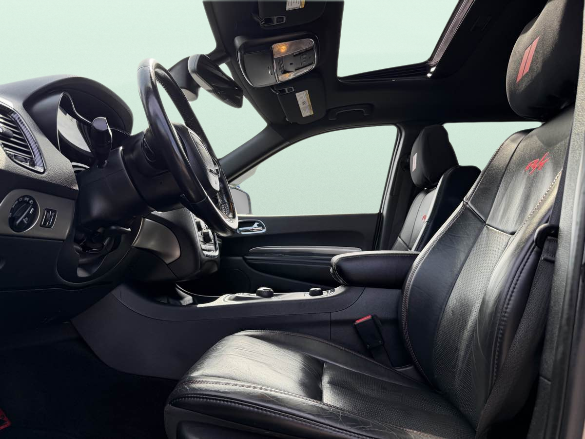 Photo 6 of this Dodge Durango