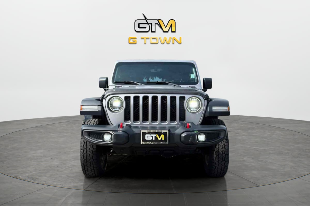 Photo 5 of this Jeep Gladiator