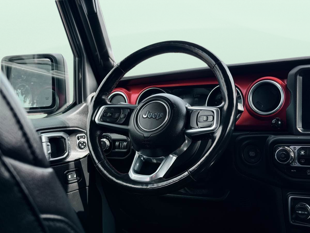 Photo 14 of this Jeep Gladiator