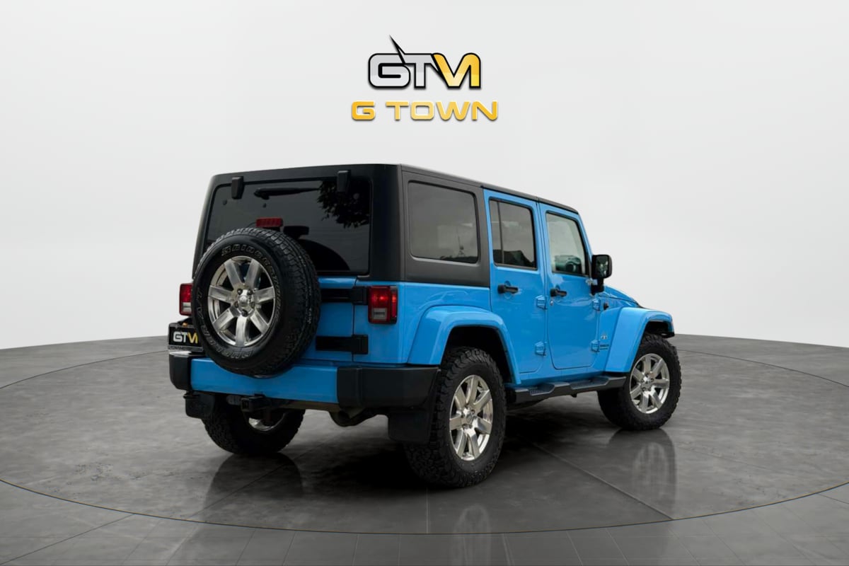 Photo 3 of this Jeep Wrangler Unlimited