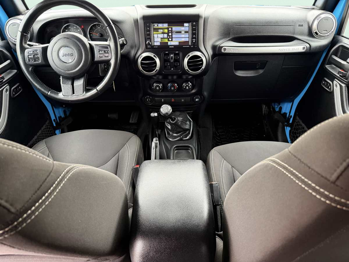 Photo 13 of this Jeep Wrangler Unlimited