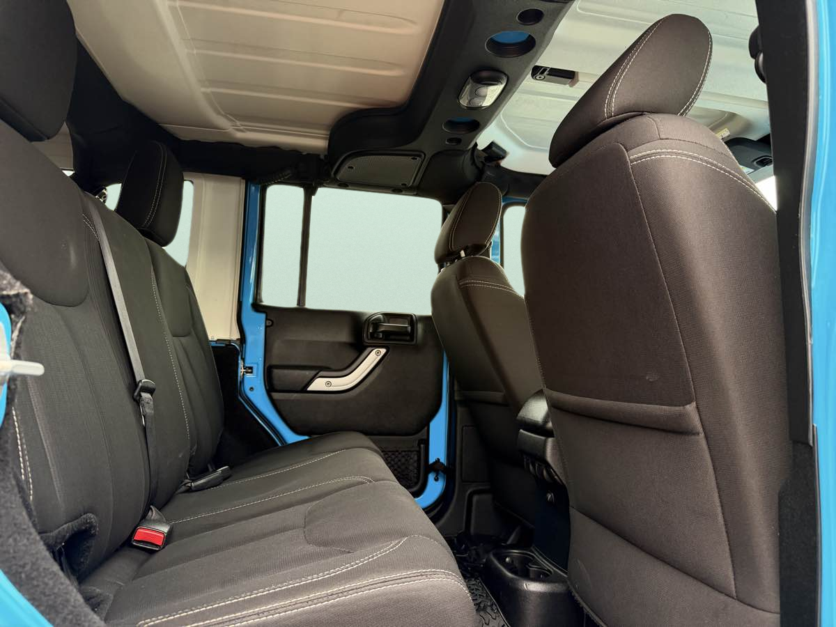 Photo 15 of this Jeep Wrangler Unlimited