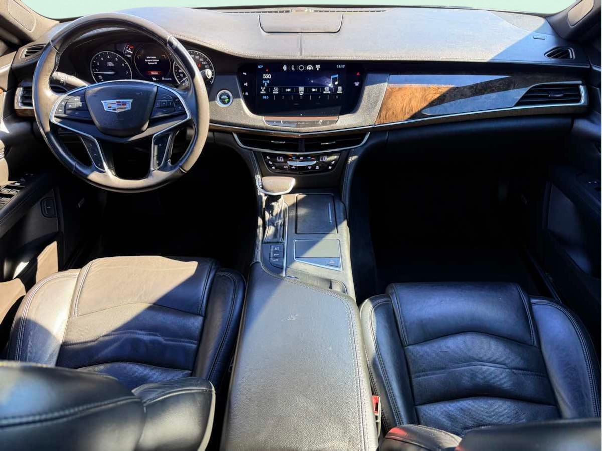 Photo 15 of this Cadillac CT6