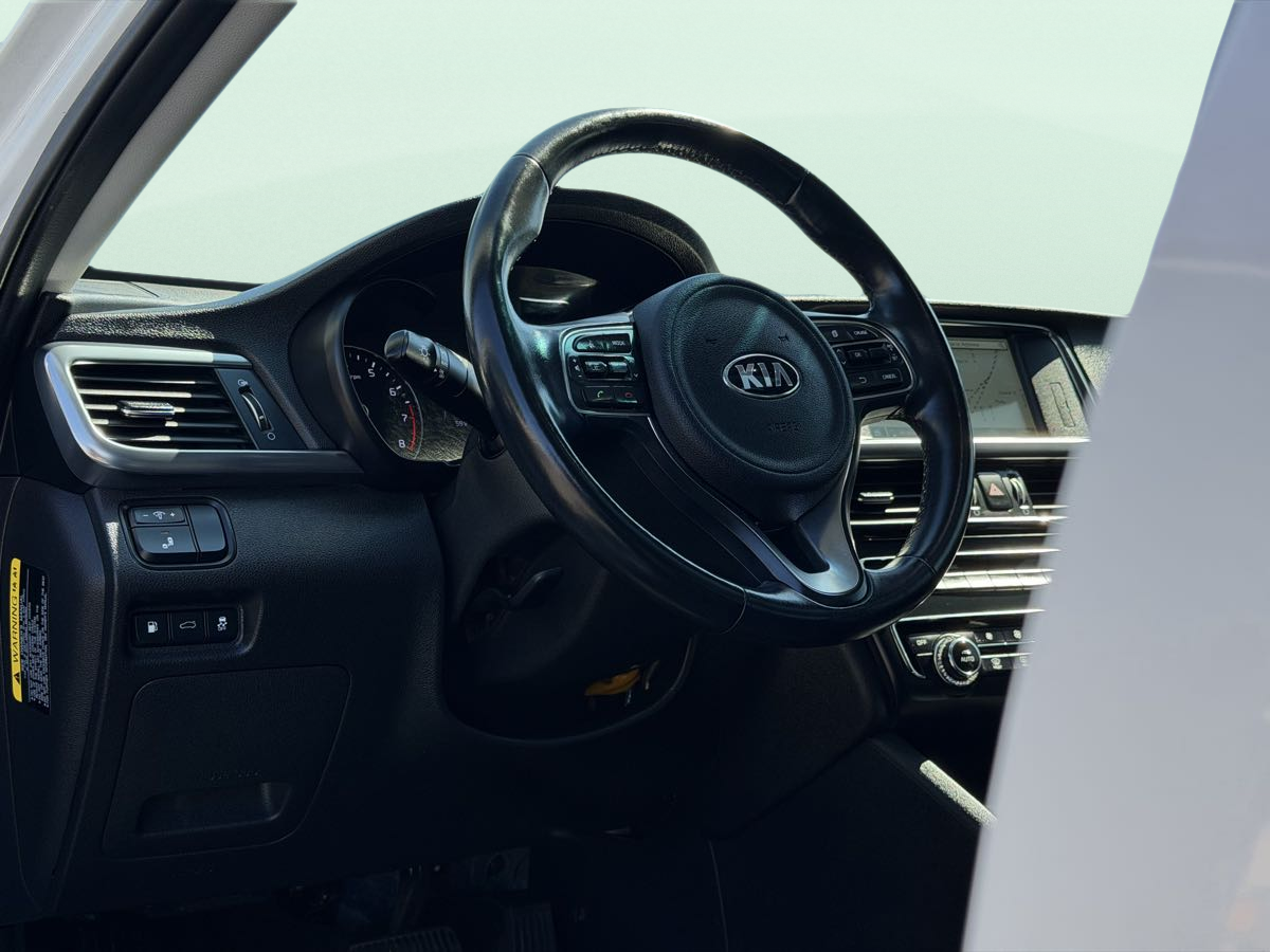 Photo 7 of this Kia Optima