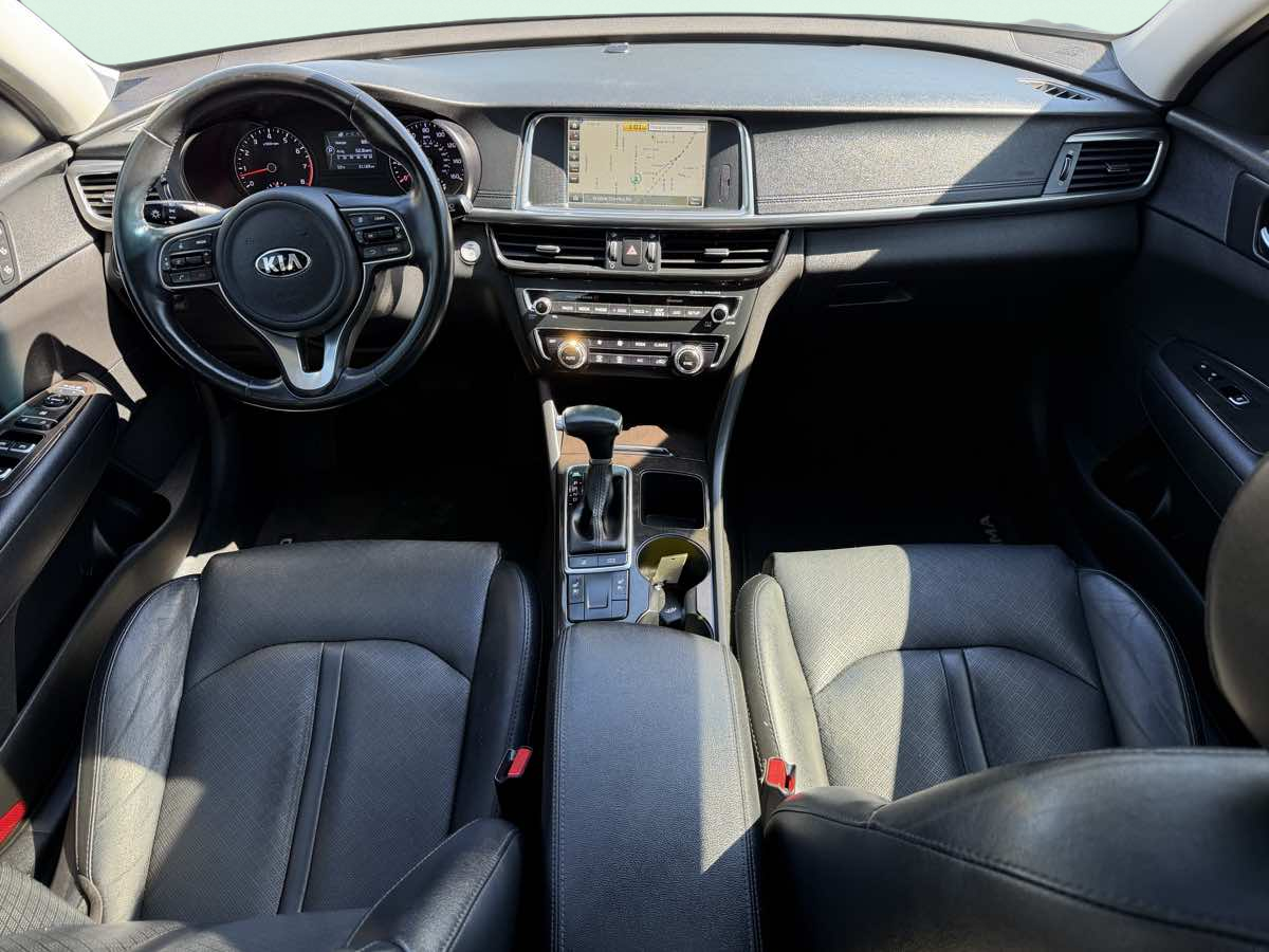 Photo 15 of this Kia Optima